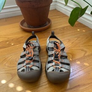 Keen Newport H2 in Safari/Papaya - NWOT